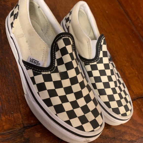 Selling kids size 1.5 canvas vans - Picture 4 of 6
